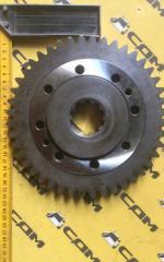 Шестерня малая вала передачи заднего хода LG833B