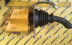 Клапан управления гидравлической системой (джойстик 1 рукоятки) CDM855 КОПИЯ