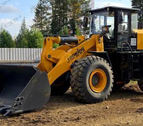 Отгрузка фронтального погрузчика Lonking ZL50 клиенту